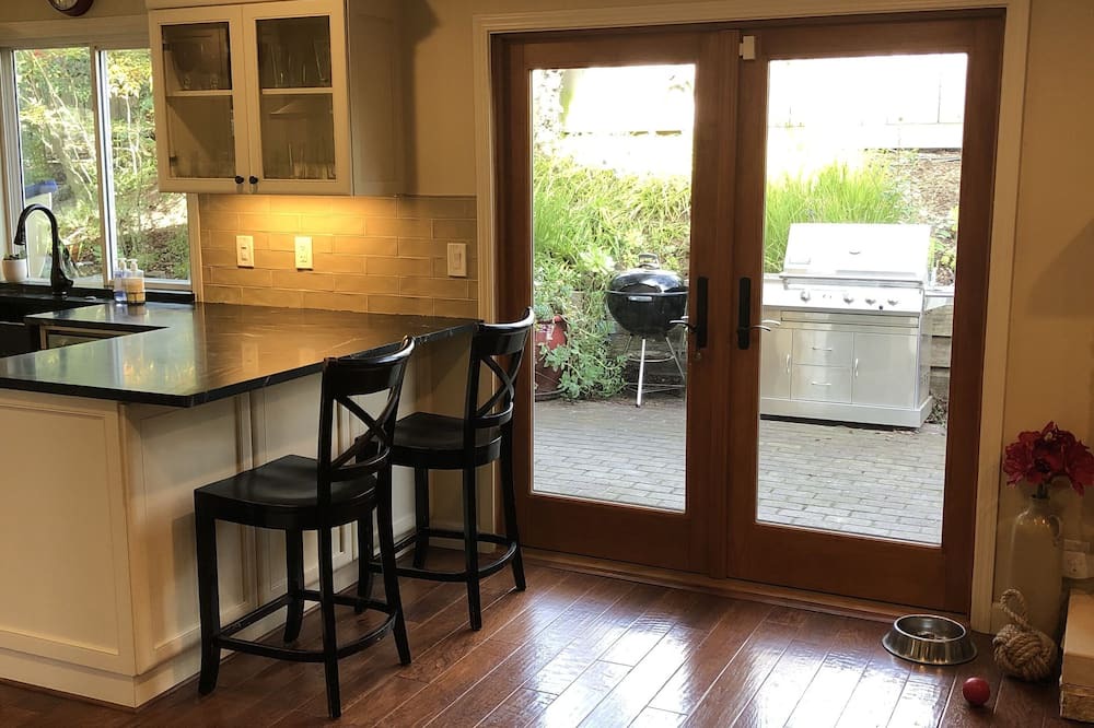 Photo of Livingroom in Benicia