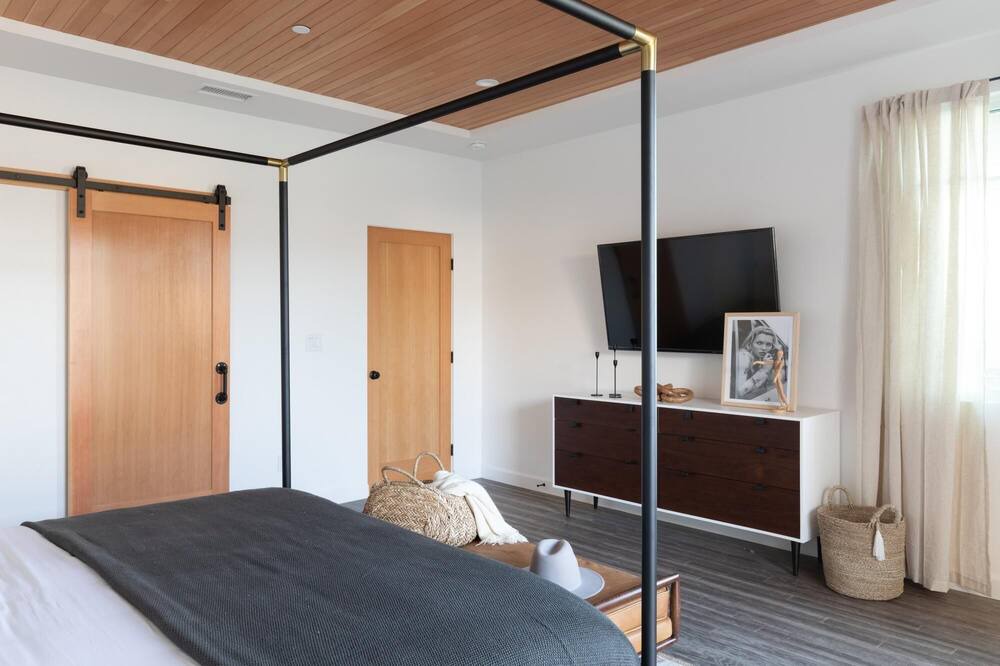 Photo of Bedroom in Point Loma Heights
