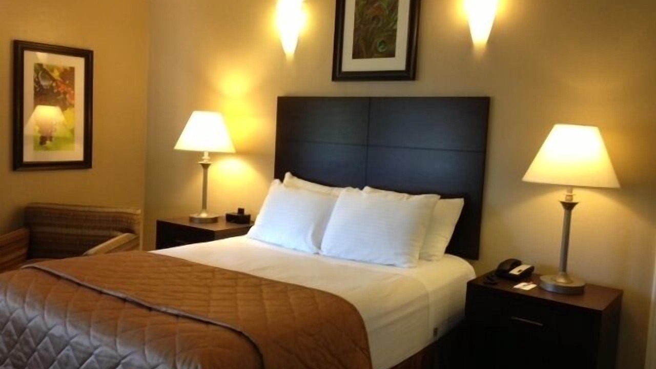 Photo of Bedroom in Hollister
