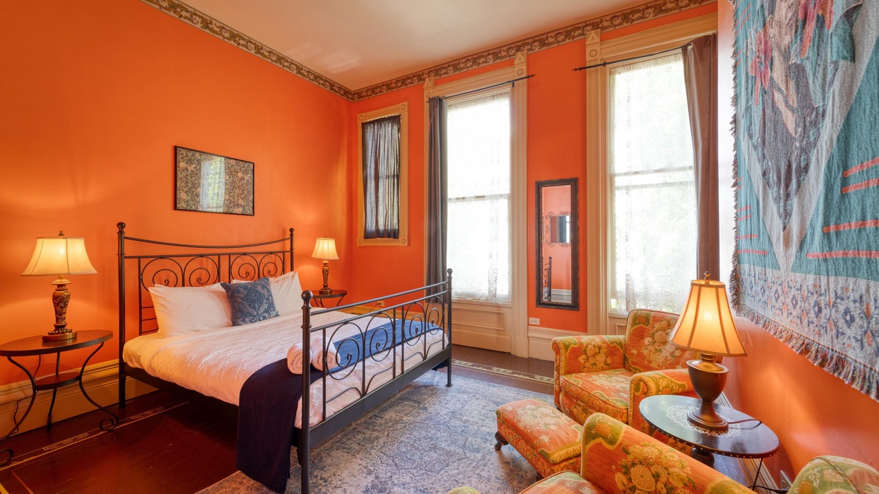 Photo of Bedroom in Downtown Sacramento