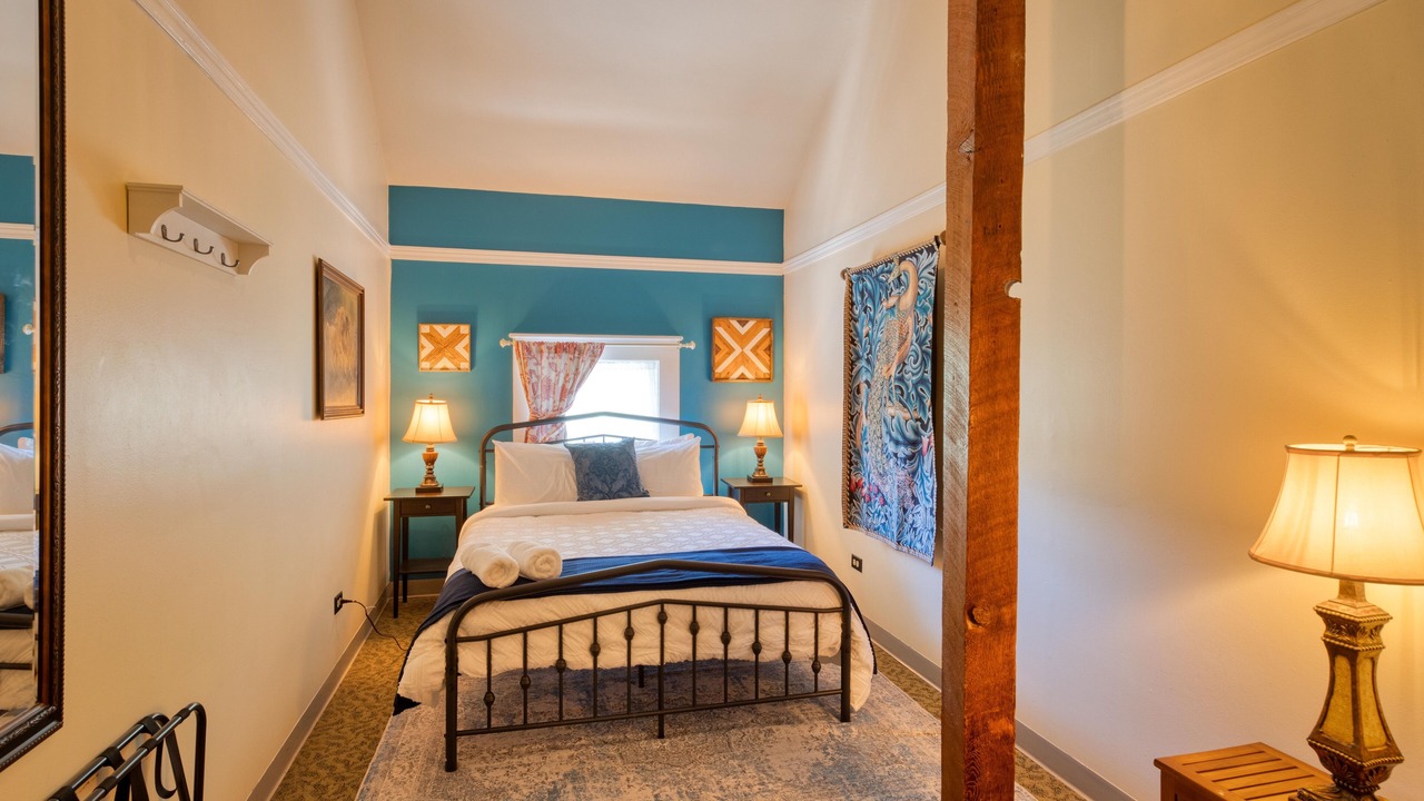 Photo of Bedroom in Downtown Sacramento