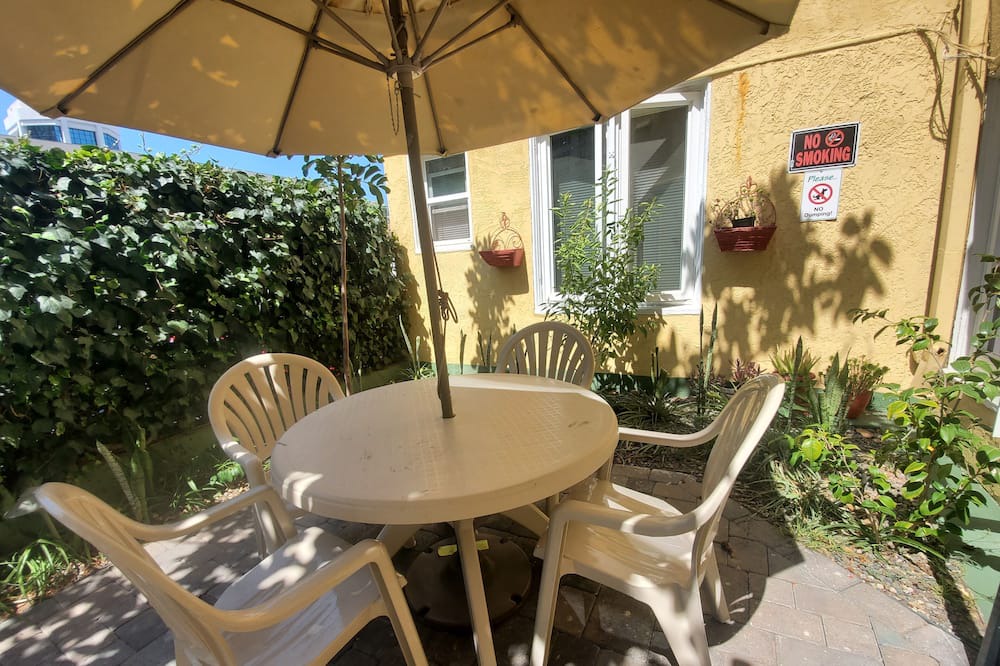 Photo of Patio Balcony in Civic Core