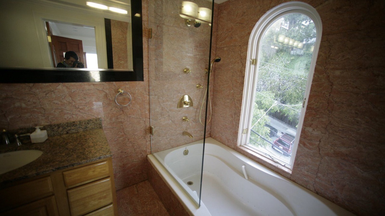 Photo of Bathroom in North Beach