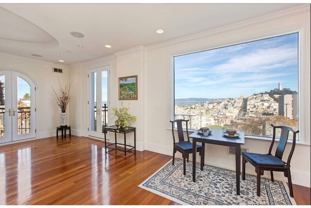 Photo of Livingroom in Russian Hill
