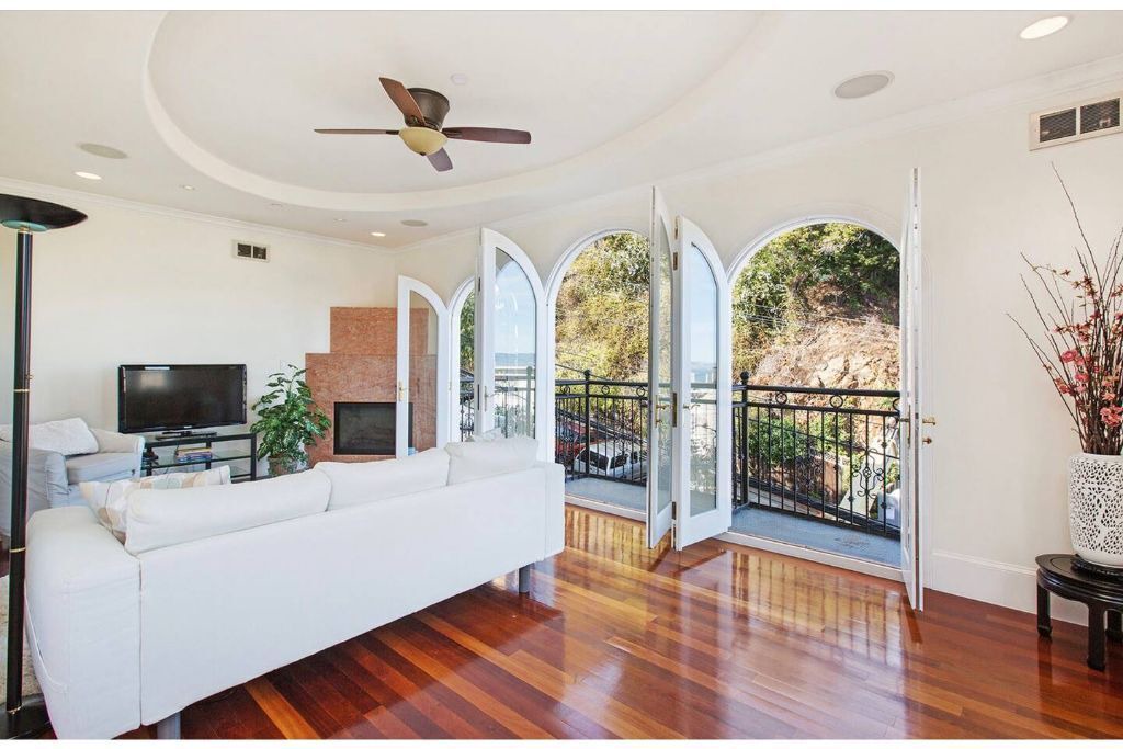 Photo of Livingroom in Russian Hill