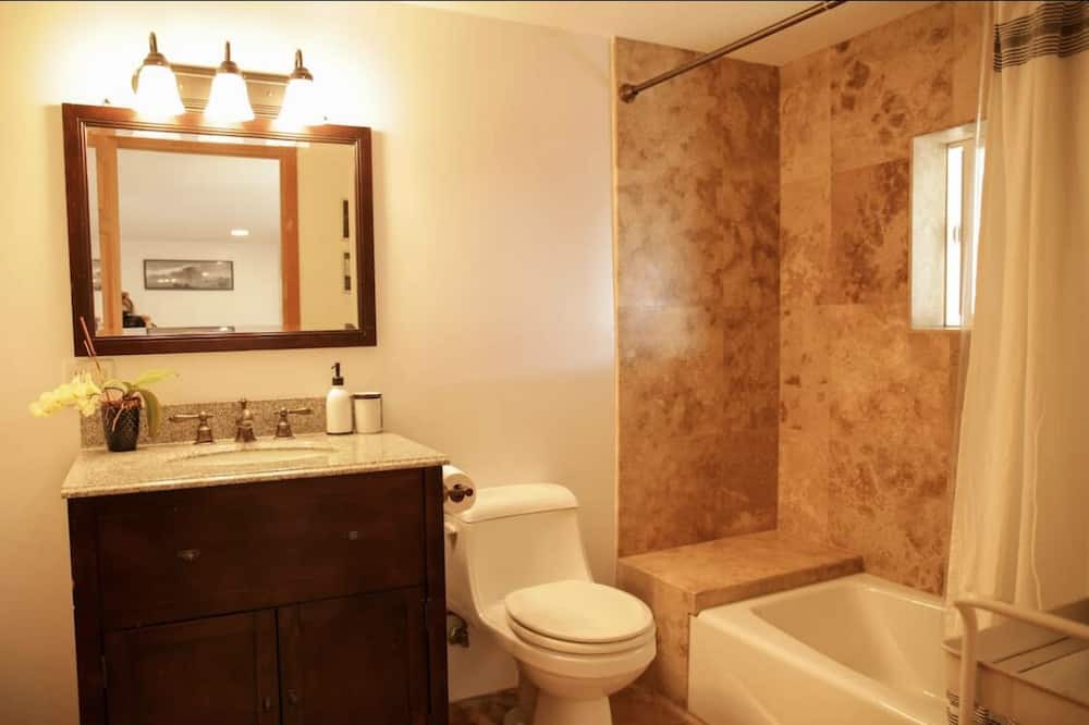 Photo of Bathroom in Rancho Palos Verdes