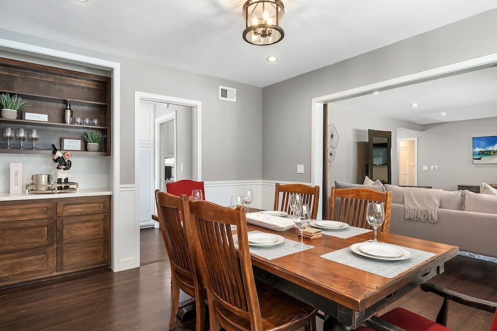 Photo of Bedroom in Canoga Park