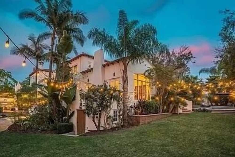 Photo of Outdoor in Sunset Cliffs