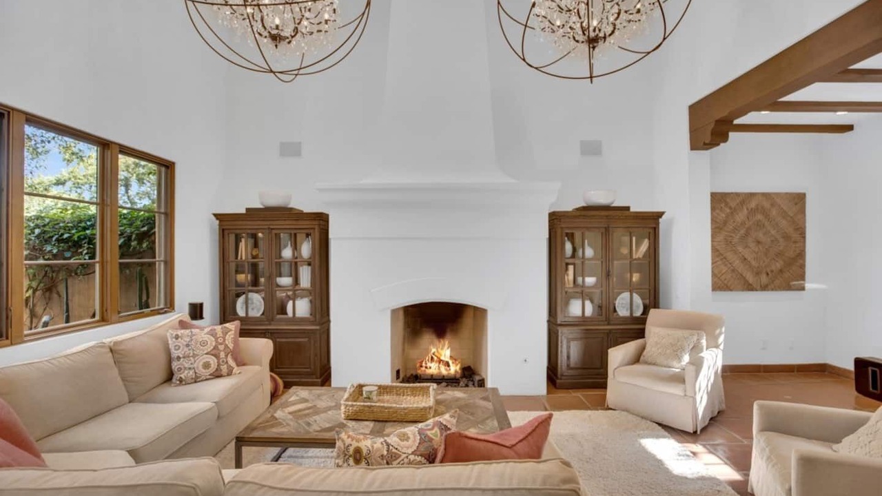 Photo of Livingroom in Lower State
