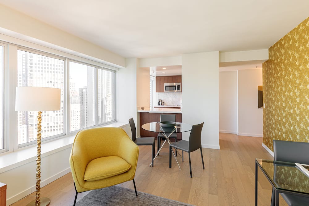 Photo of Livingroom in Downtown San Francisco