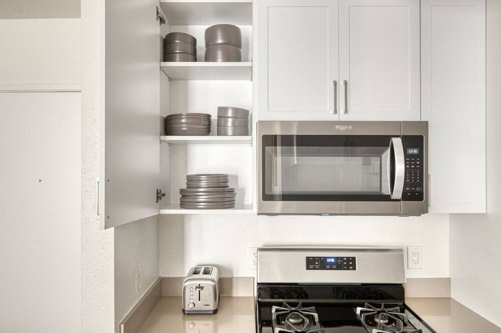 Photo of Kitchen in Los Feliz