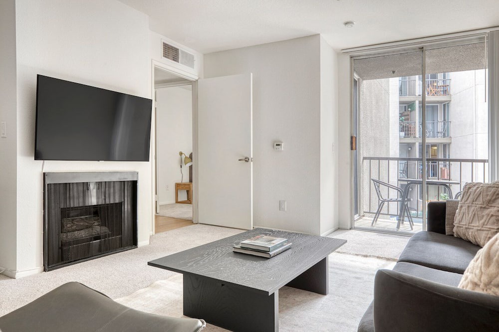 Photo of Livingroom in Los Feliz