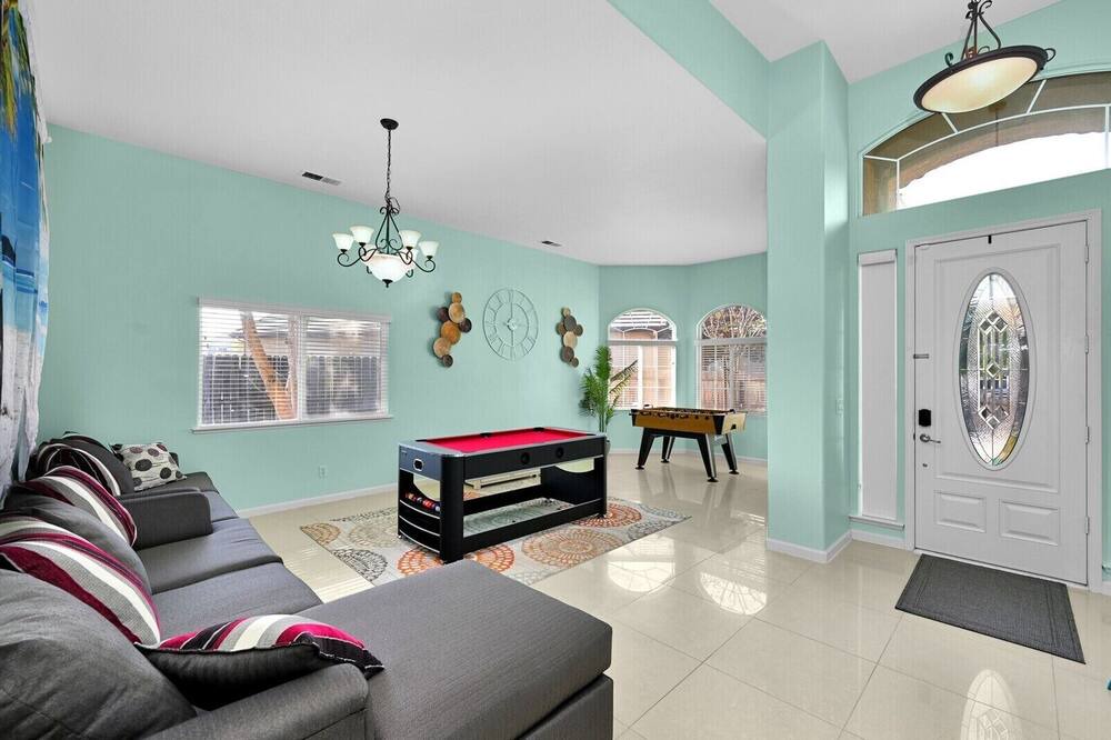 Photo of Livingroom in Roosevelt