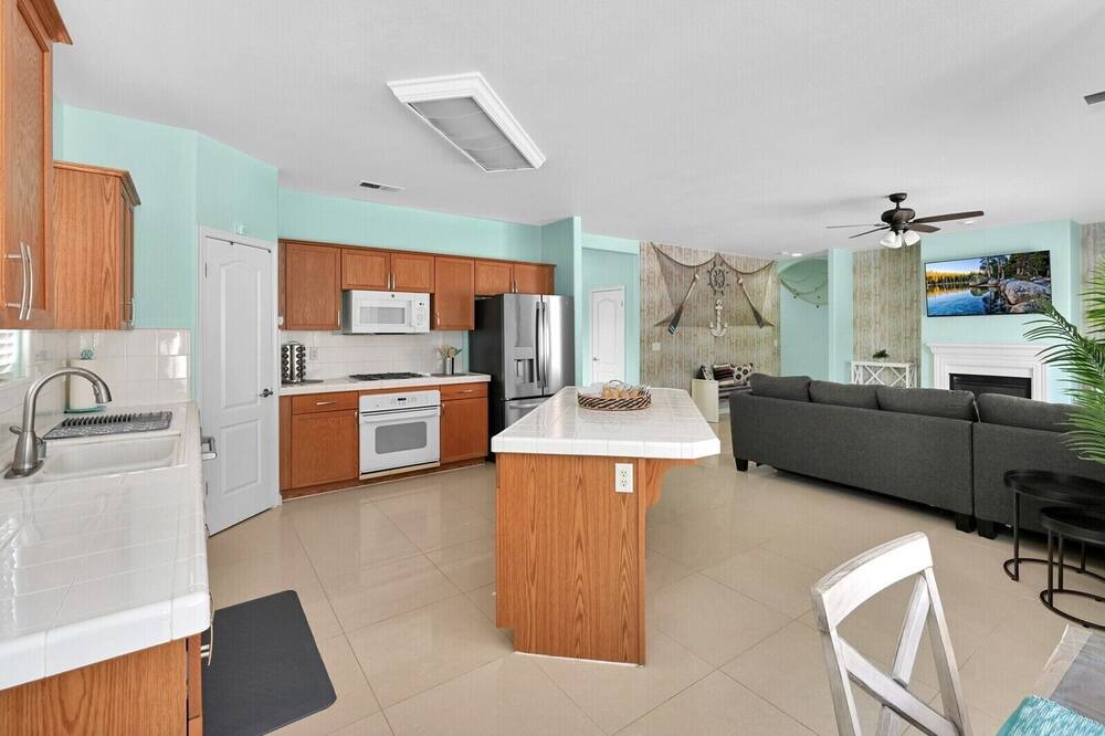 Photo of Kitchen in Roosevelt