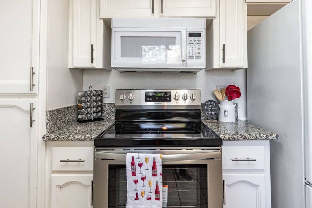 Photo of Kitchen in Oakhurst