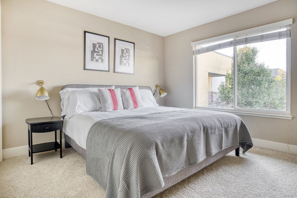 Photo of Bedroom in East San Mateo