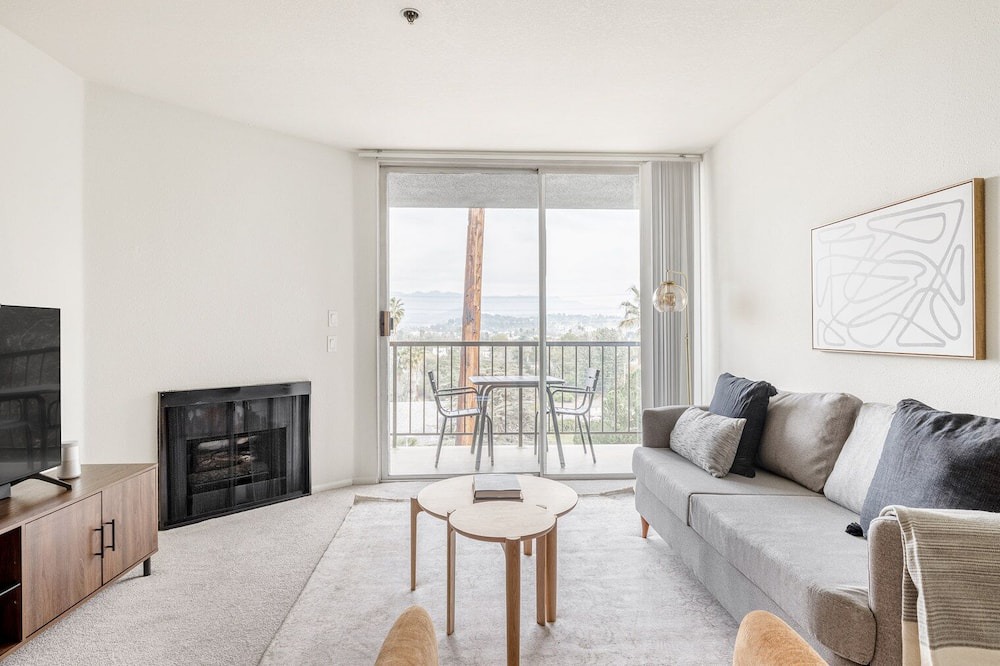Photo of Livingroom in Los Feliz