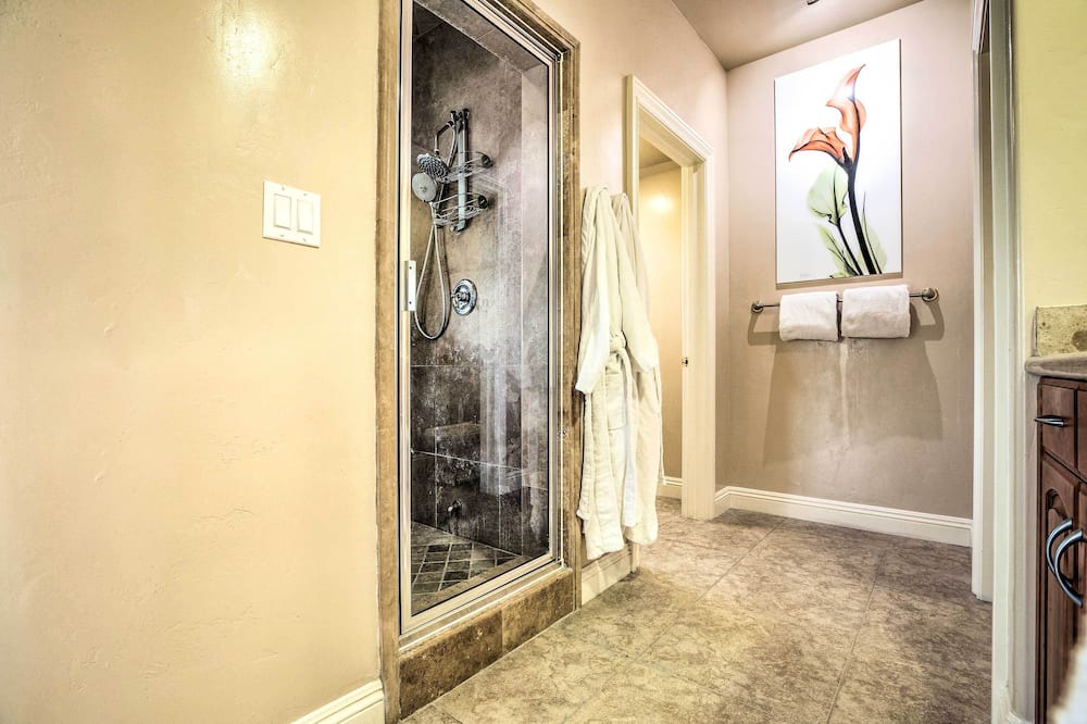 Photo of Bathroom in Morena