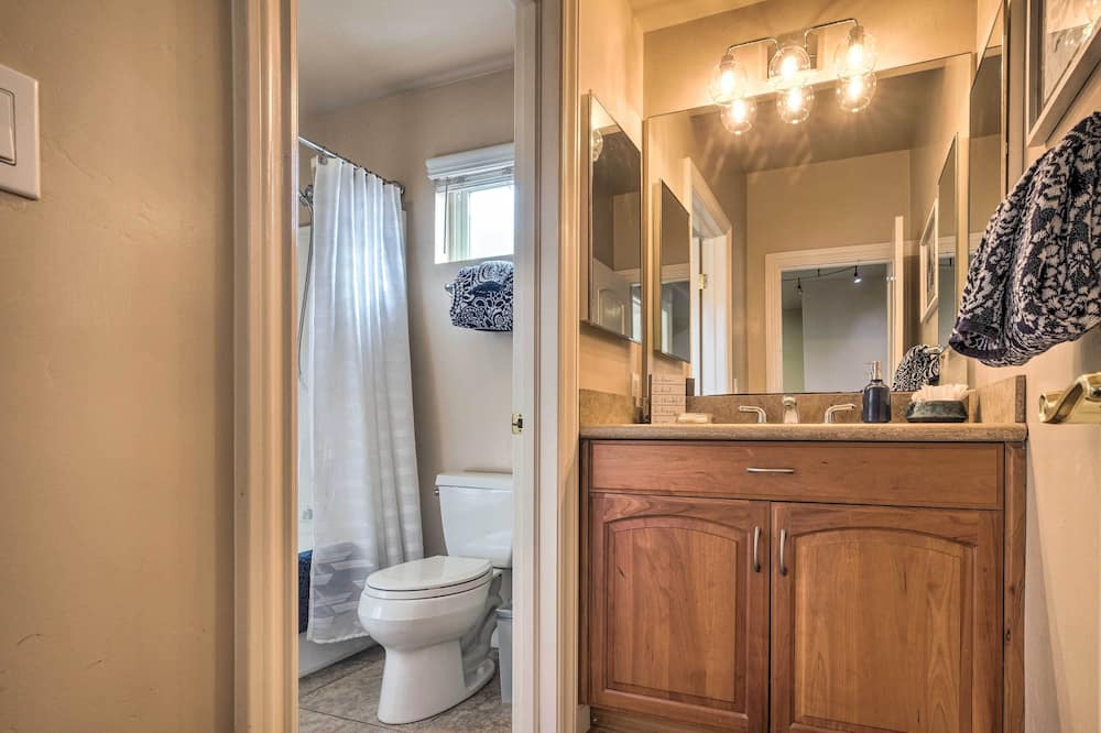Photo of Bathroom in Morena