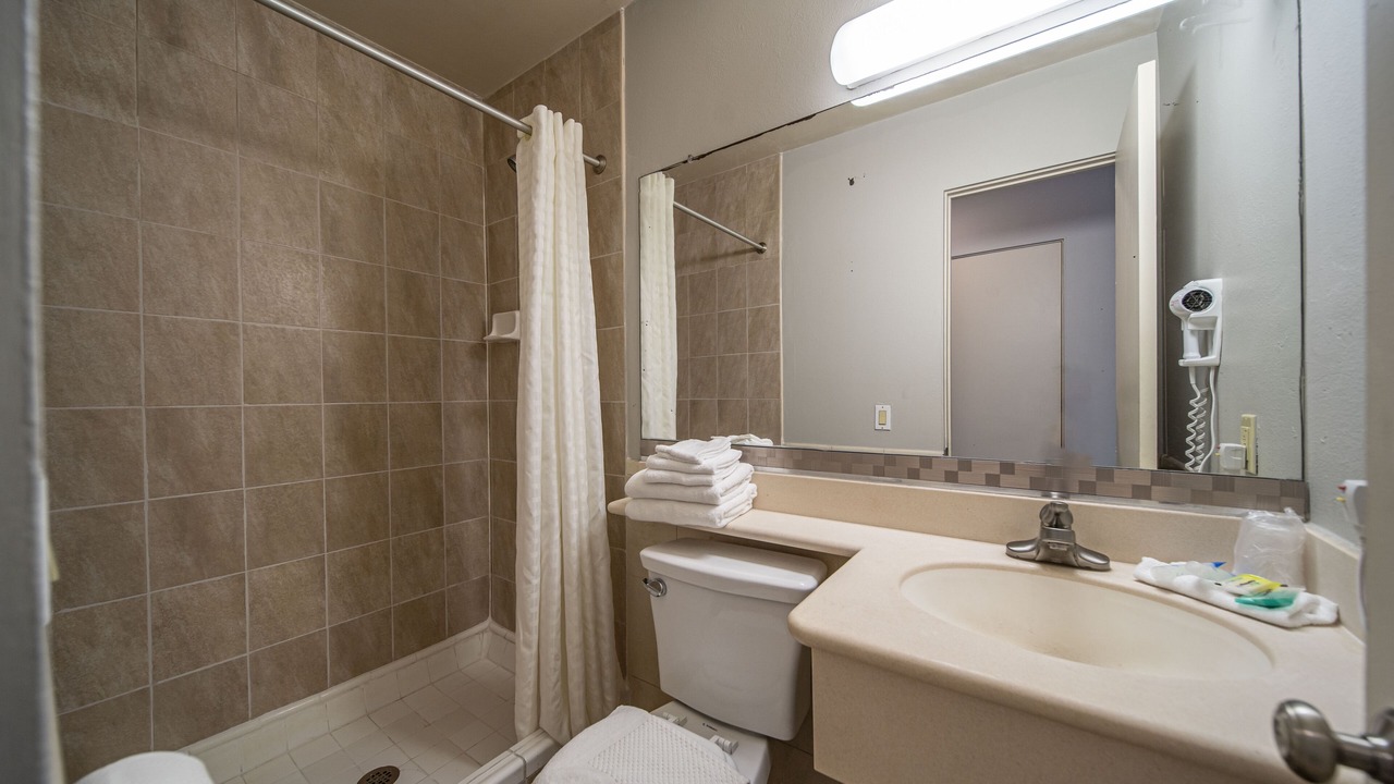 Photo of Bathroom in Chinatown