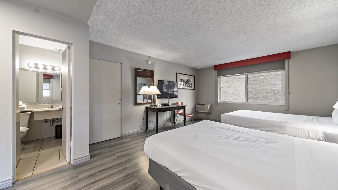Photo of Bedroom in Chinatown