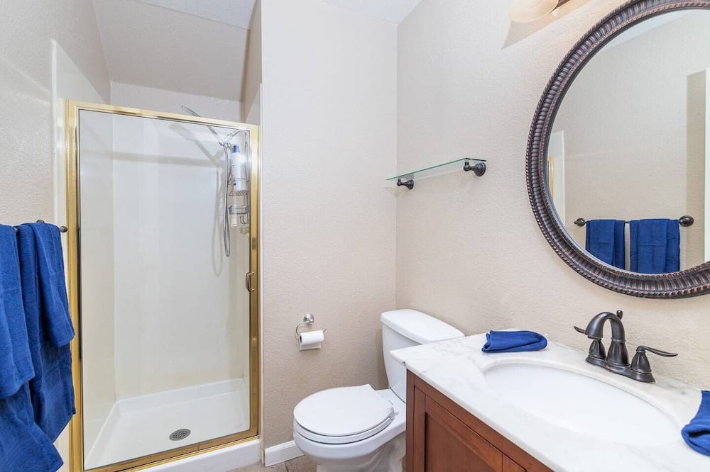 Photo of Bathroom in Elk Grove