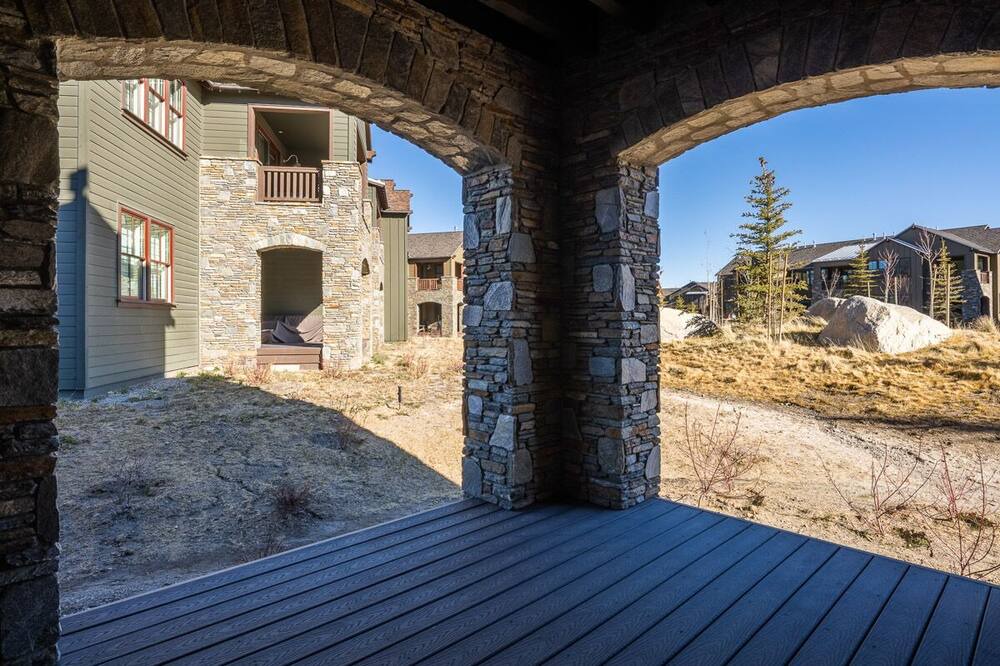 Photo of Outdoor in Mammoth Lakes
