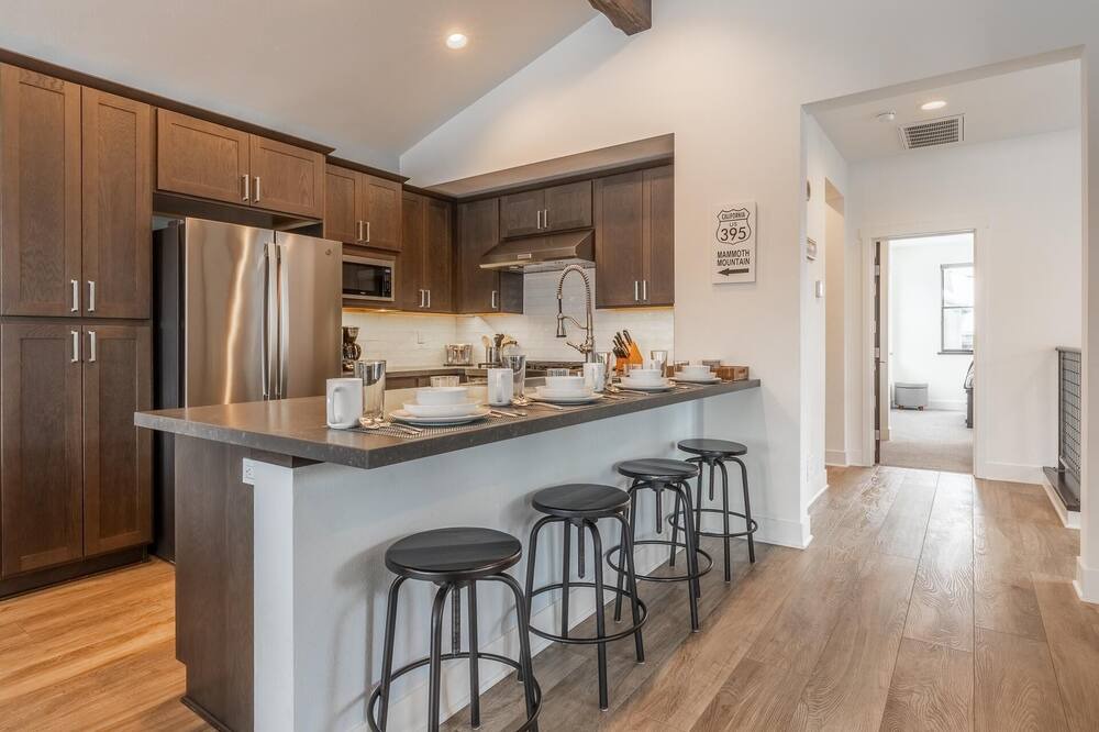 Photo of Kitchen in Mammoth Lakes