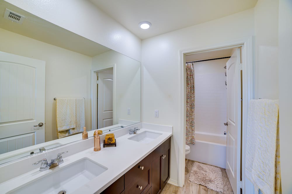 Photo of Bathroom in Sun City