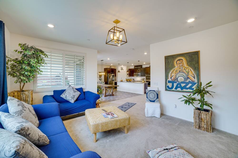 Photo of Livingroom in Sun City
