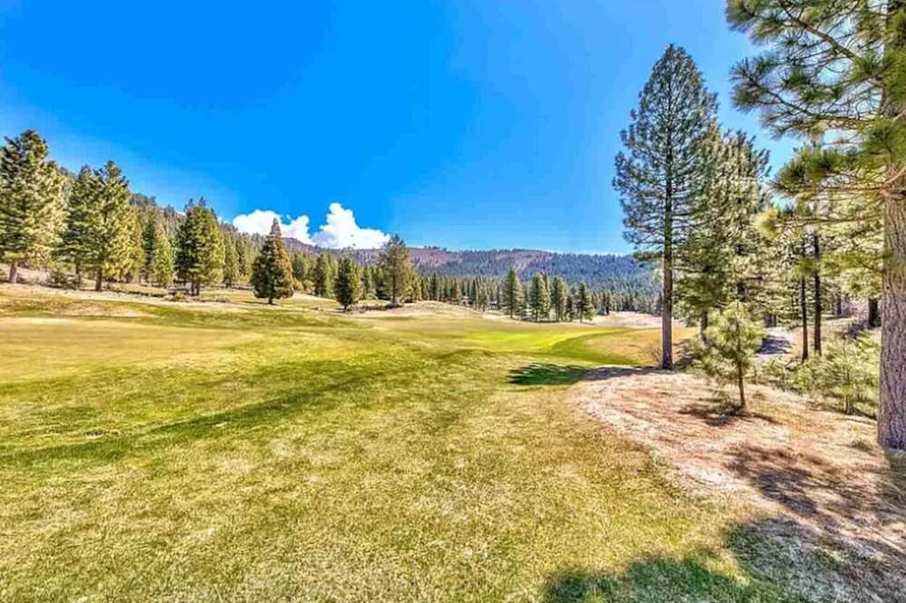 Photo of Outdoor in Grizzly Ranch