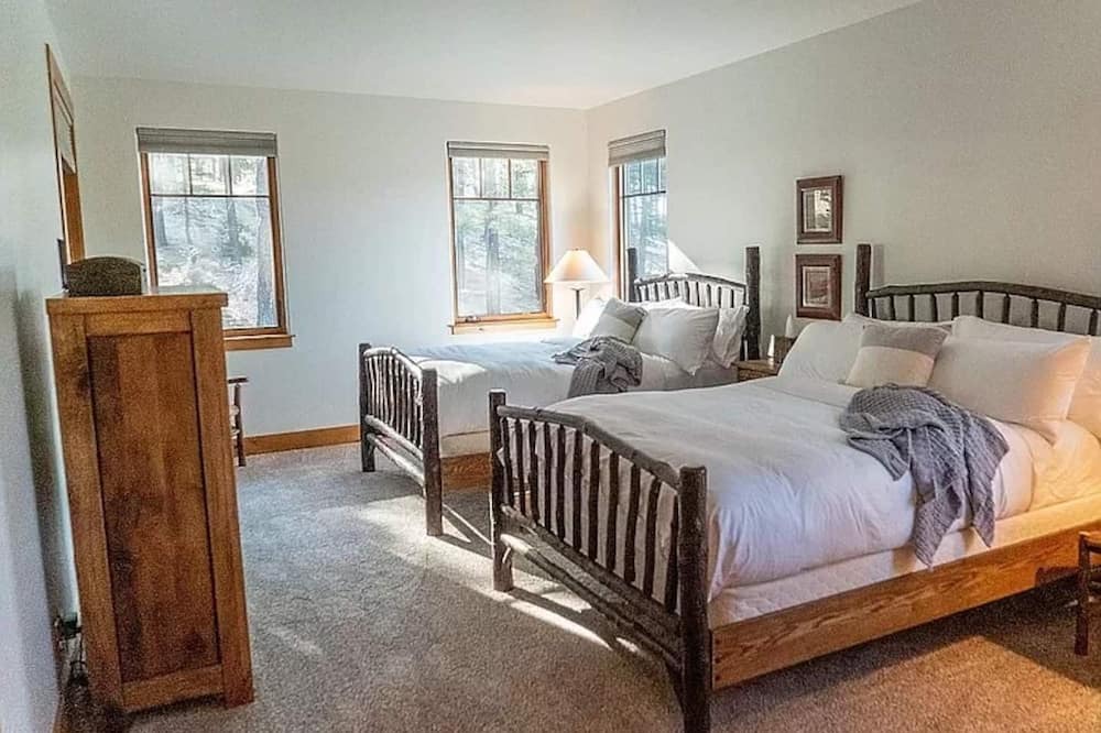 Photo of Bedroom in Grizzly Ranch