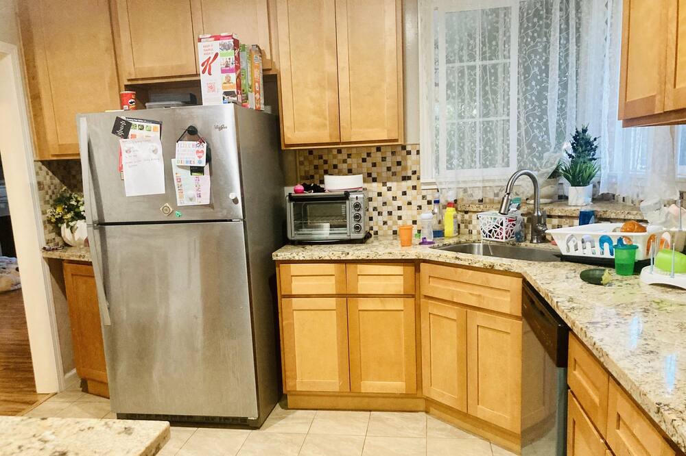 Photo of Kitchen in East Palo Alto