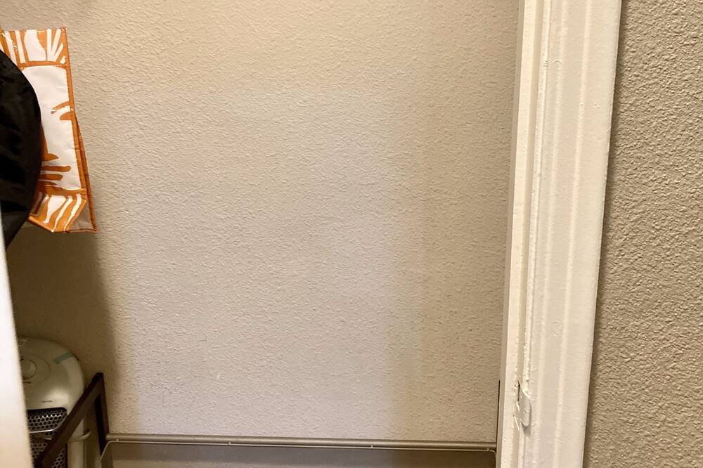 Photo of Bedroom in East Palo Alto