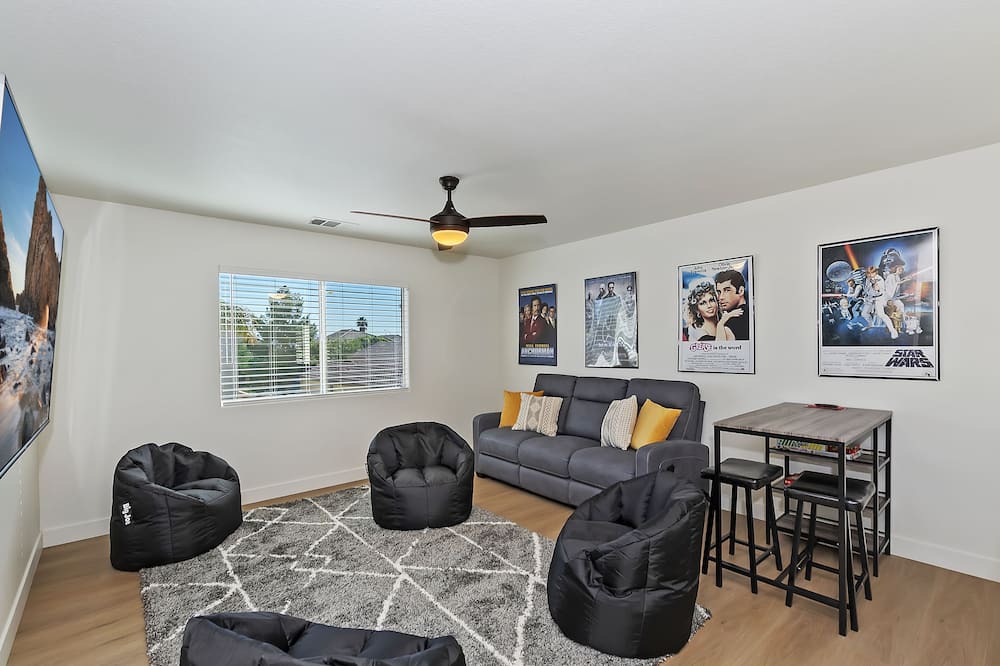 Photo of Bedroom in Coachella