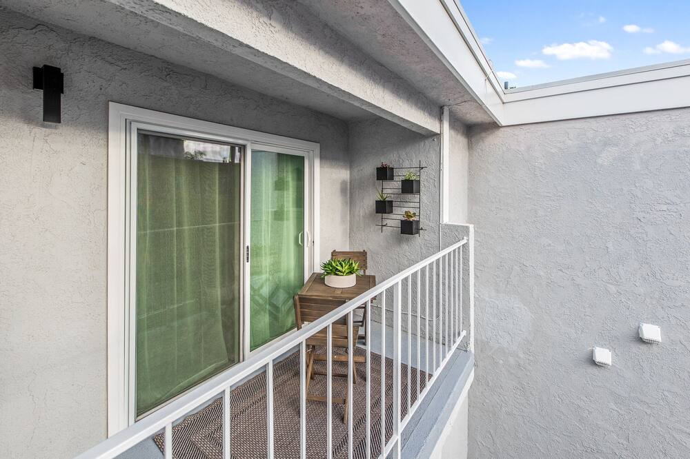 Photo of Patio Balcony in Huntington Beach