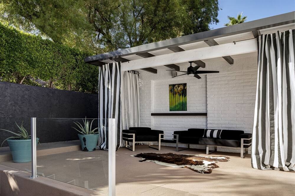 Photo of Patio Balcony in The Mesa