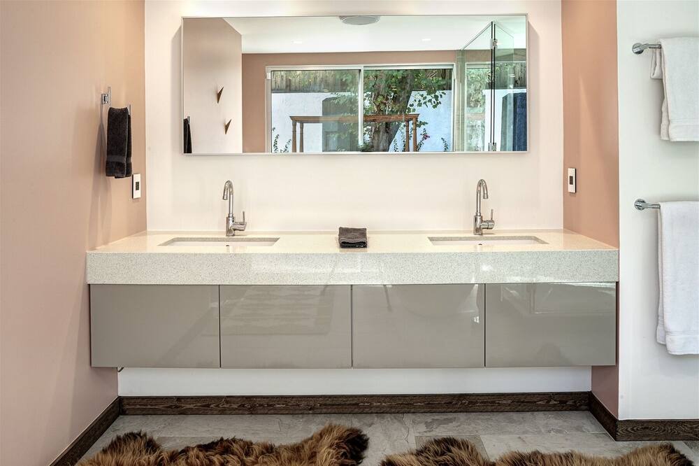 Photo of Bathroom in The Mesa