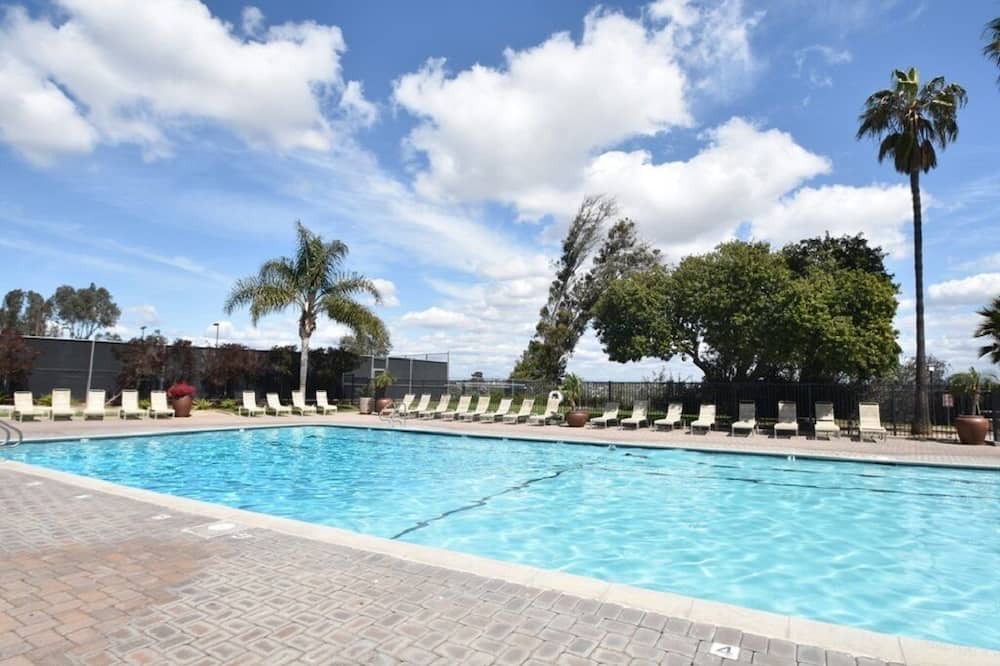 Photo of Outdoor in Bay Park