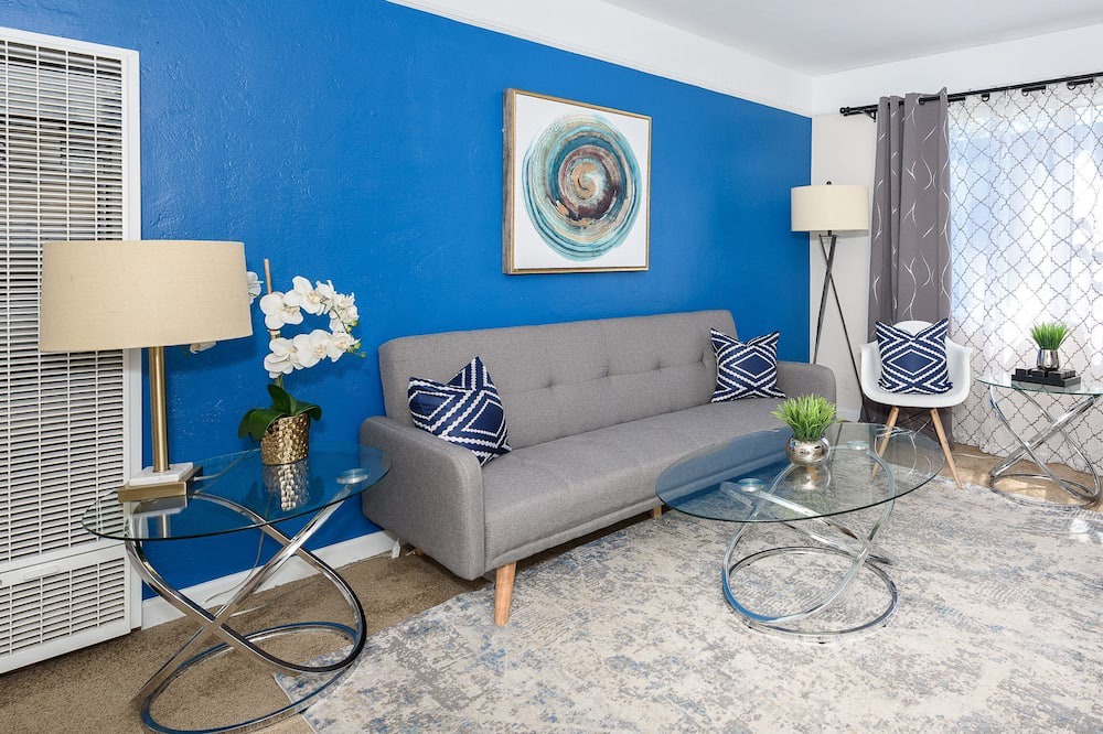 Photo of Bedroom in Bay Park