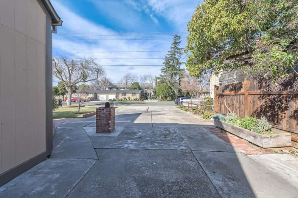 Photo of Others in Livermore