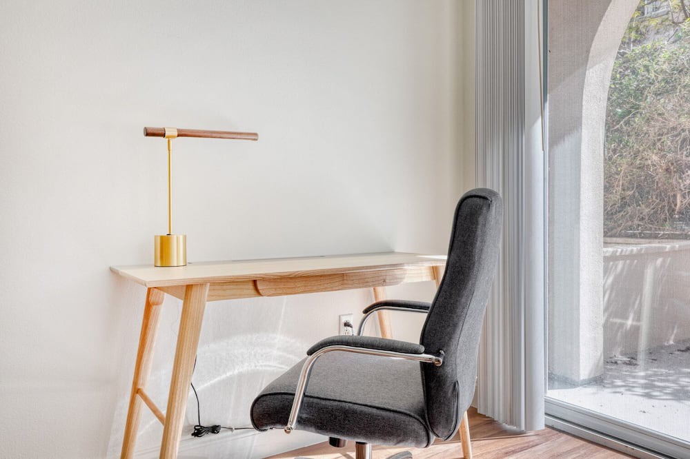 Photo of Bedroom in Playa Vista