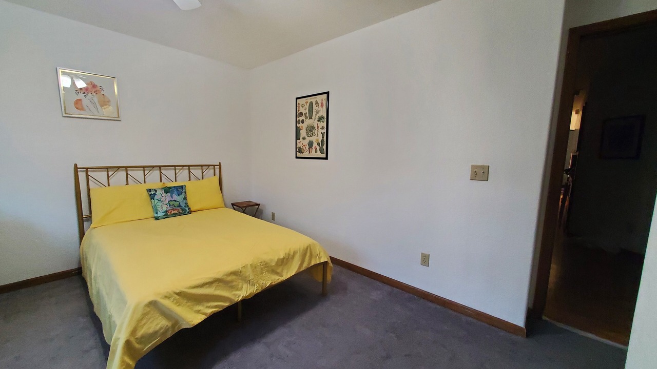 Photo of Bedroom in Porterville