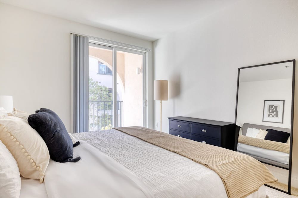 Photo of Bedroom in Playa Vista