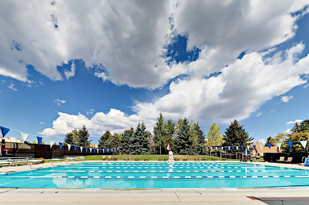 Photo of Others in Park Meadows