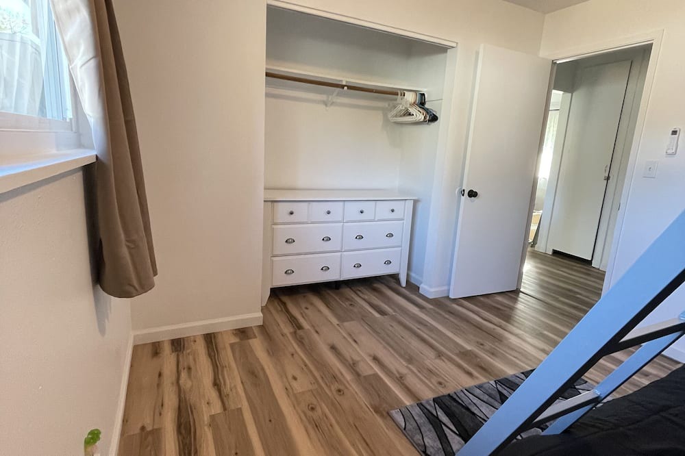 Photo of Bedroom in Tehama County