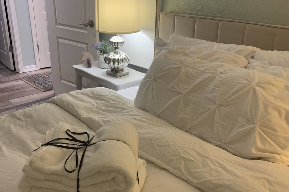 Photo of Bedroom in Columbia