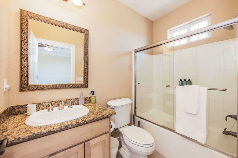 Photo of Bathroom in Livermore