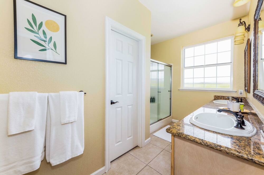 Photo of Bathroom in Livermore