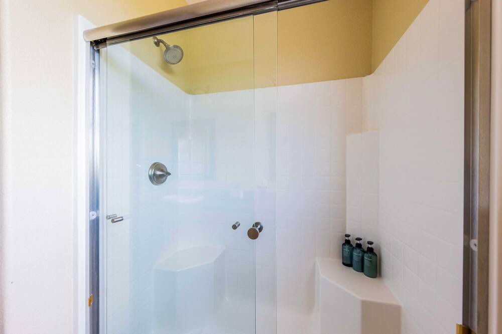 Photo of Bathroom in Livermore